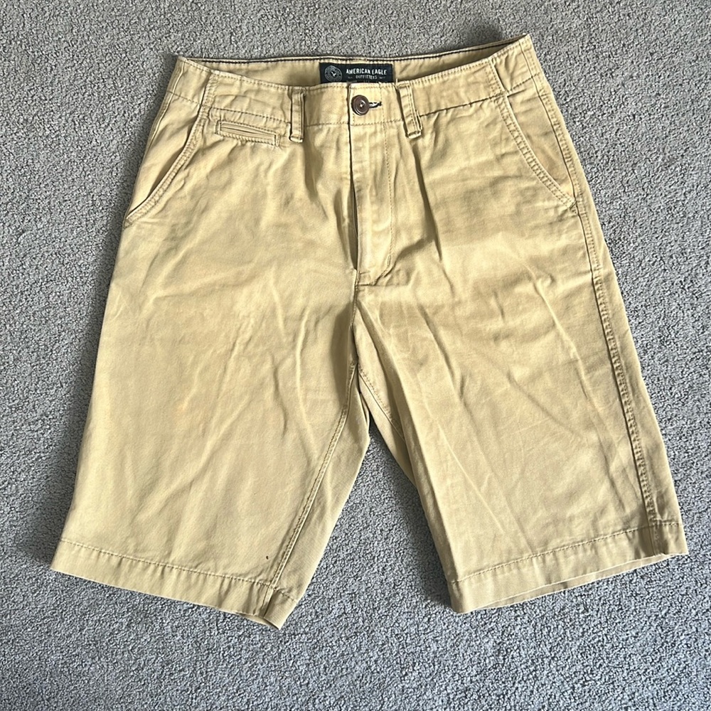 Men’s American Eagle Khaki Shorts